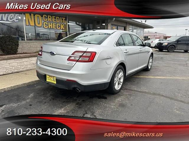 2015 Ford Taurus SEL