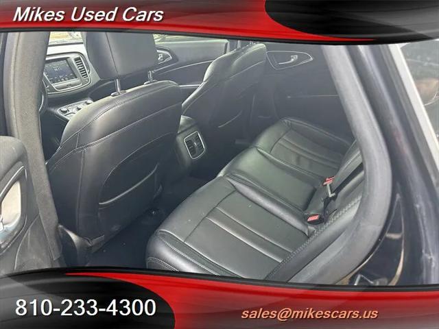 2015 Chrysler 200 C