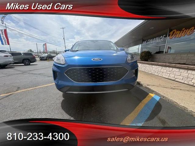 2021 Ford Escape SE