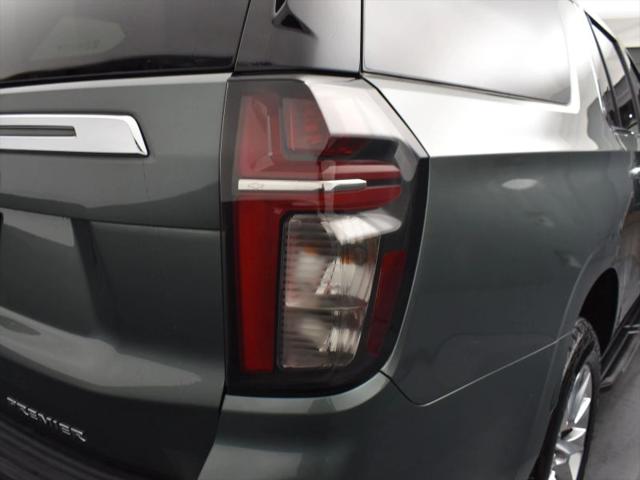 2023 Chevrolet Suburban 2WD Premier