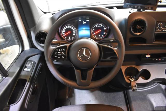 2024 Mercedes-Benz Sprinter 4500 Chassis Standard Roof 4-Cyl Diesel HO