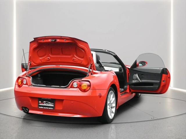 2004 BMW Z4 2.5i