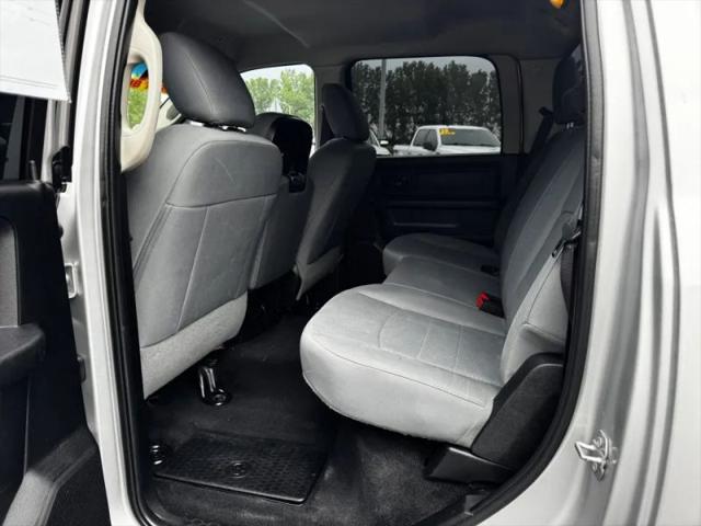 2017 Ram 2500 Tradesman Crew Cab 4x4 6'4" Box