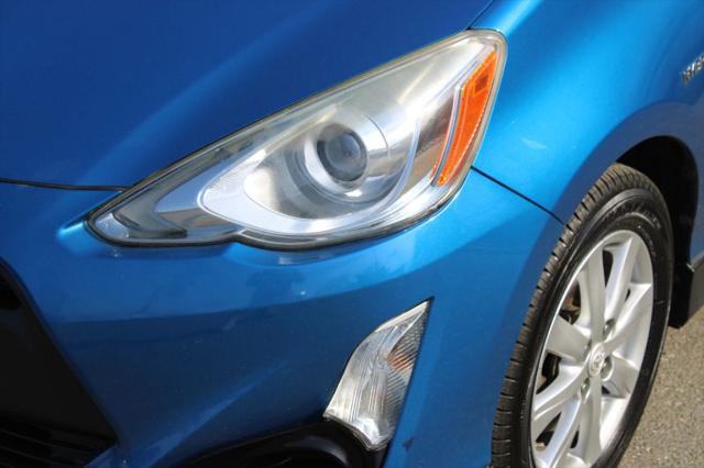 2017 Toyota Prius c Two