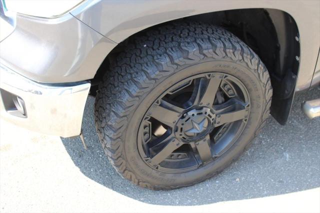 2014 Toyota Tundra SR5 5.7L V8