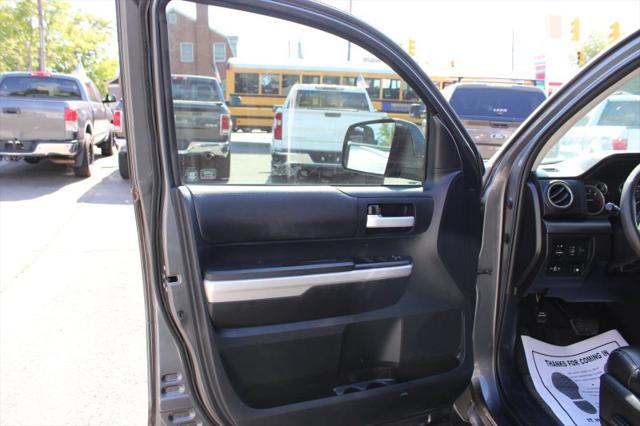 2014 Toyota Tundra SR5 5.7L V8
