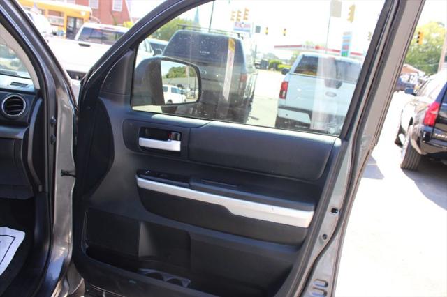 2014 Toyota Tundra SR5 5.7L V8