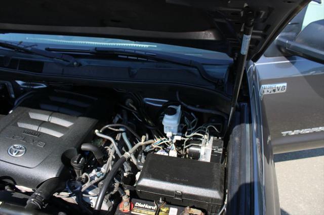 2014 Toyota Tundra SR5 5.7L V8