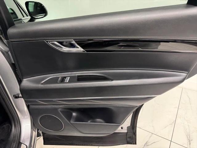 2025 Genesis GV80 2.5T Standard AWD
