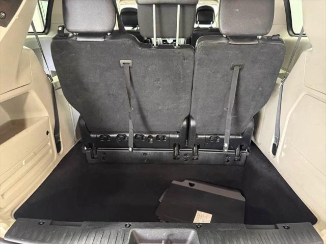 2016 Chrysler Town & Country Touring