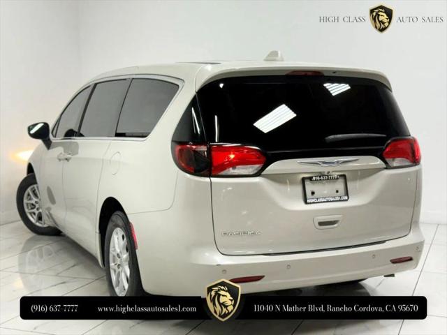 2017 Chrysler Pacifica Touring