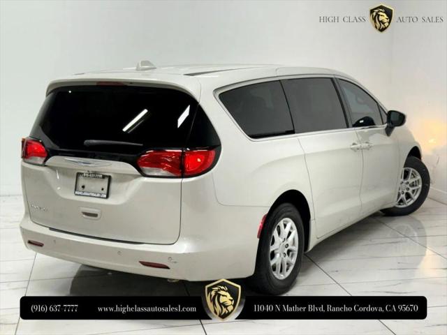 2017 Chrysler Pacifica Touring