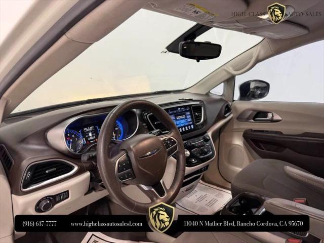 2017 Chrysler Pacifica Touring