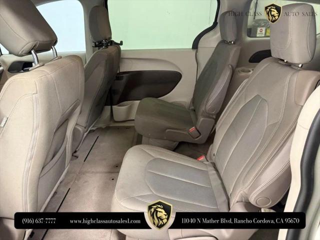2017 Chrysler Pacifica Touring