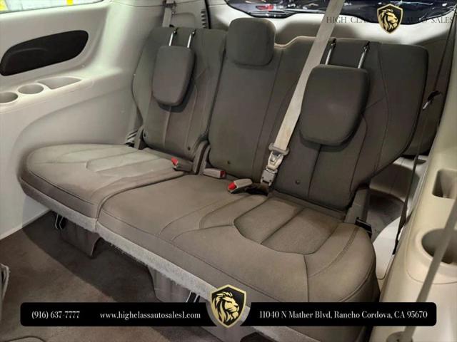 2017 Chrysler Pacifica Touring