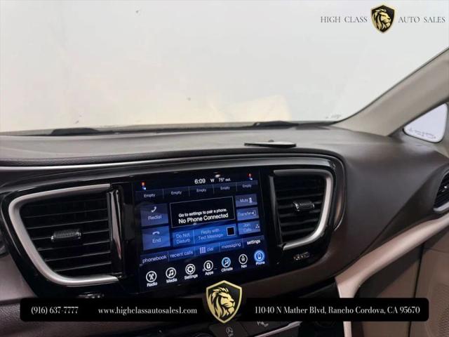 2017 Chrysler Pacifica Touring
