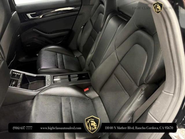 2018 Porsche Panamera Base