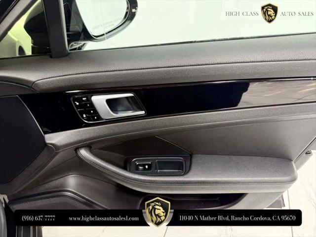 2018 Porsche Panamera Base