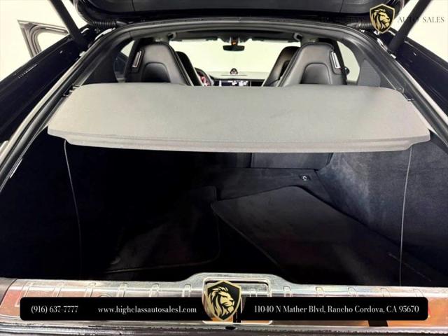 2018 Porsche Panamera Base