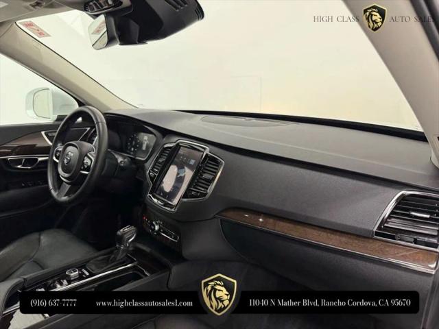 2016 Volvo XC90 T6 Momentum
