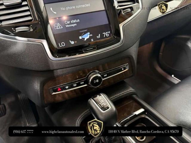 2016 Volvo XC90 T6 Momentum