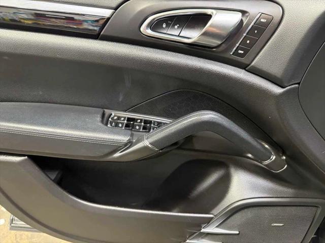 2012 Porsche Cayenne S