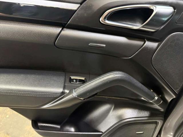 2012 Porsche Cayenne S