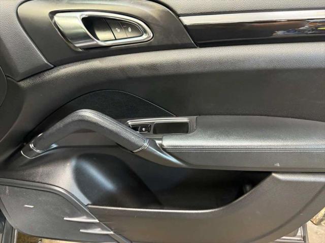 2012 Porsche Cayenne S