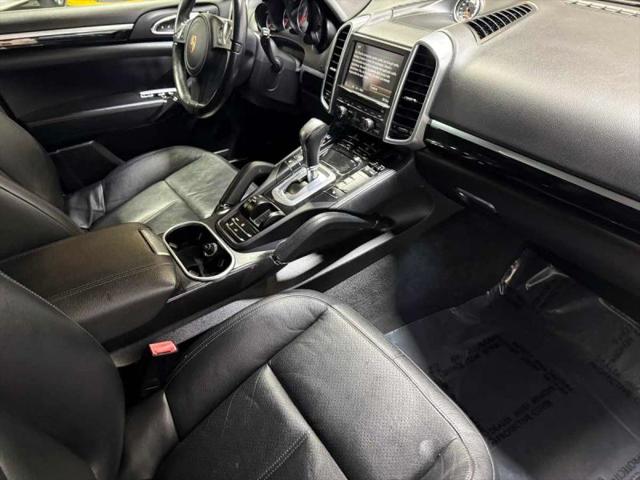 2012 Porsche Cayenne S