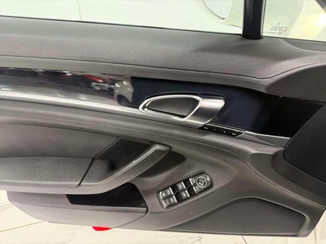 2012 Porsche Panamera 4