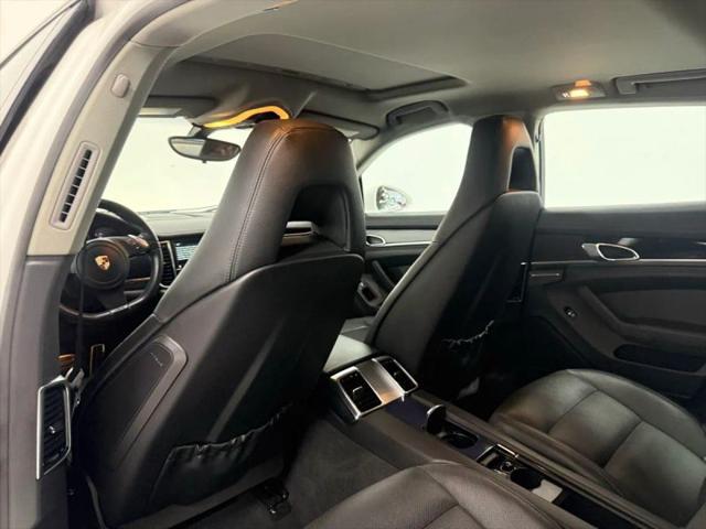 2012 Porsche Panamera 4