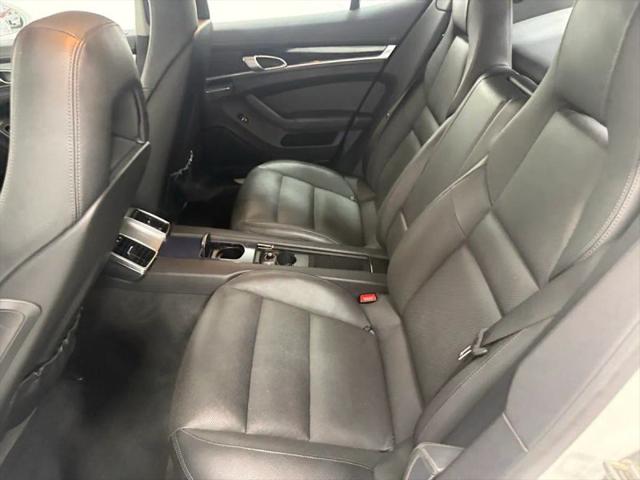 2012 Porsche Panamera 4