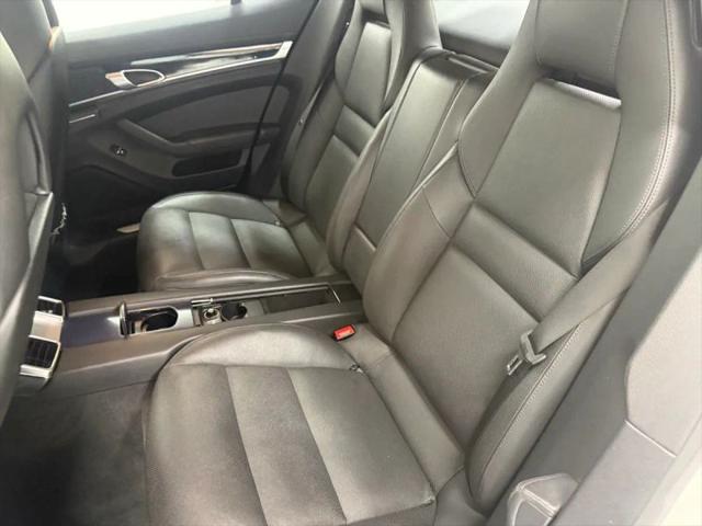 2012 Porsche Panamera 4