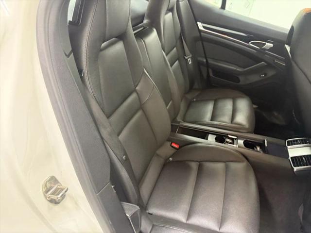 2012 Porsche Panamera 4
