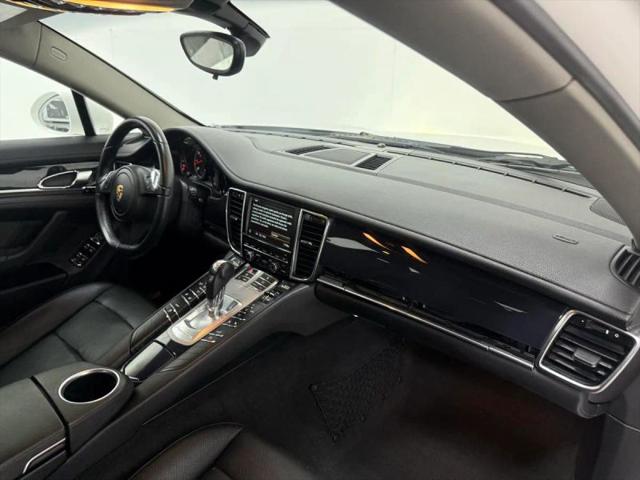 2012 Porsche Panamera 4