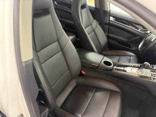 2012 Porsche Panamera 4