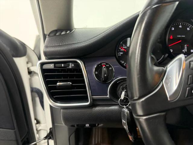 2012 Porsche Panamera 4