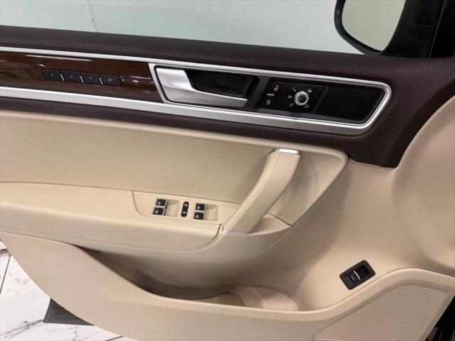 2015 Volkswagen Touareg TDI Lux