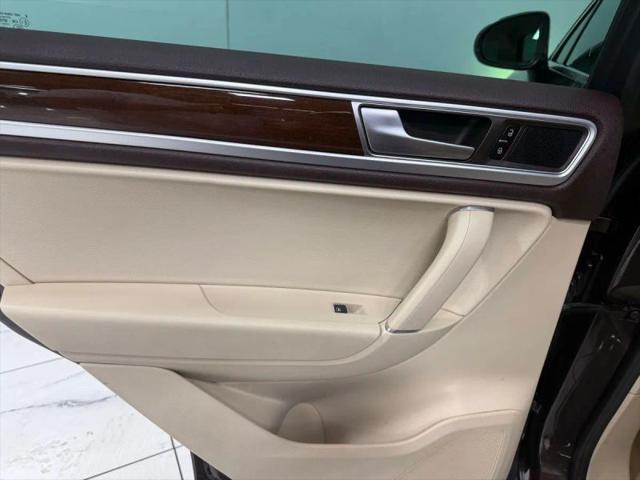 2015 Volkswagen Touareg TDI Lux