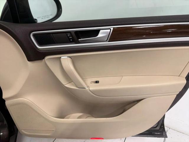 2015 Volkswagen Touareg TDI Lux