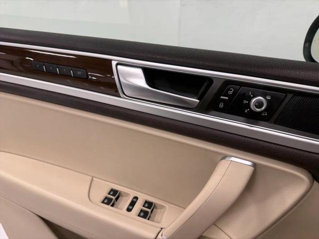 2015 Volkswagen Touareg TDI Lux