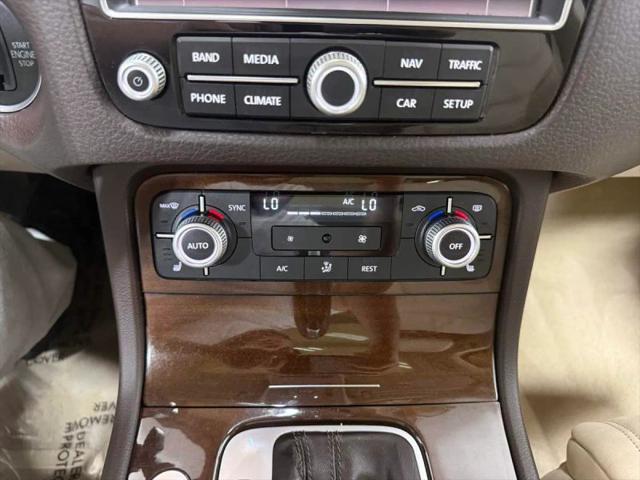 2015 Volkswagen Touareg TDI Lux