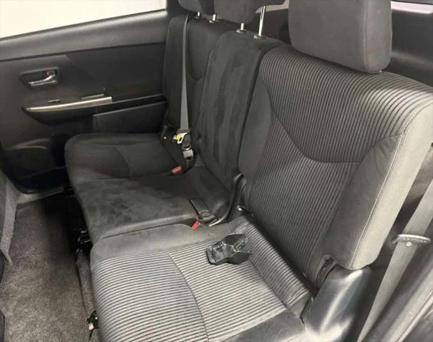 2015 Toyota Prius v Two