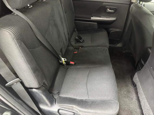 2015 Toyota Prius v Two