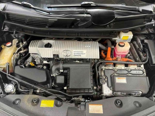 2015 Toyota Prius v Two