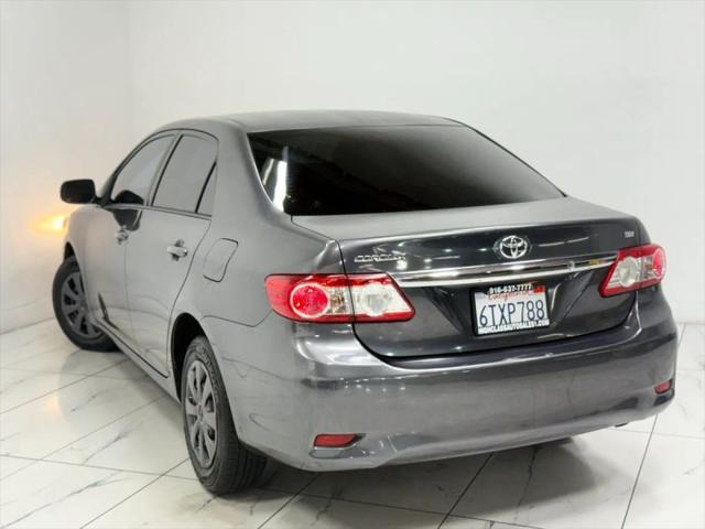2011 Toyota Corolla LE