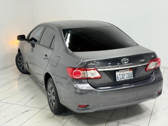 2011 Toyota Corolla LE
