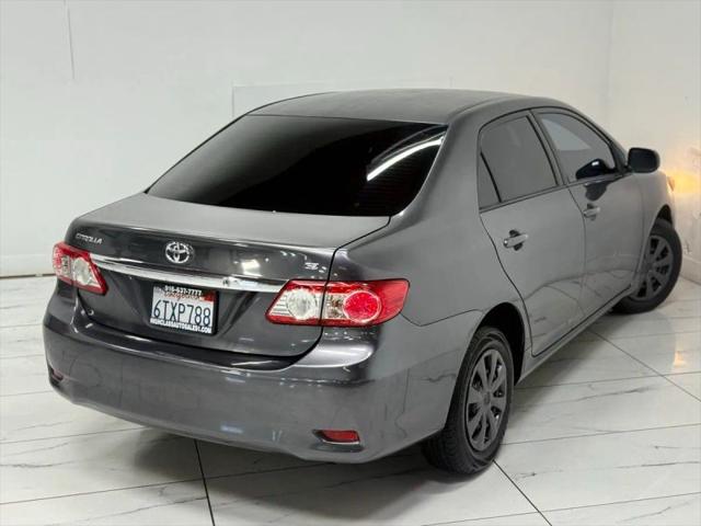2011 Toyota Corolla LE