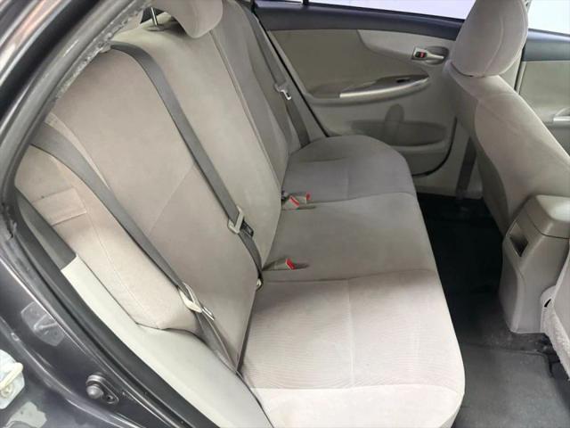 2011 Toyota Corolla LE