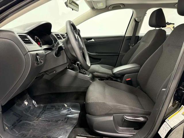 2013 Volkswagen Jetta 2.0L S